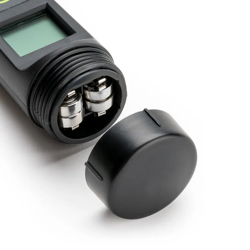 Milwaukee PH55 PRO Waterproof pH & Temperature Tester with ATC & a Replaceable Probe - Image 4